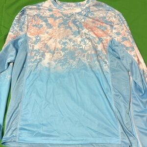 Women’s HUK long sleeve shirt